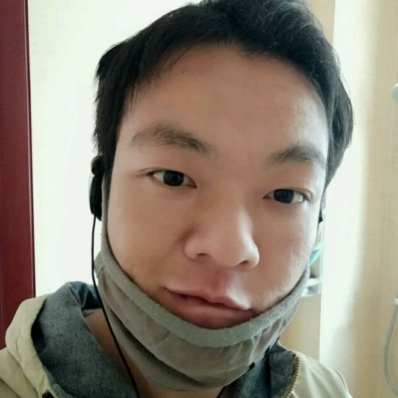 泡沫哭泣的第一张照片--芜湖残疾人相亲网